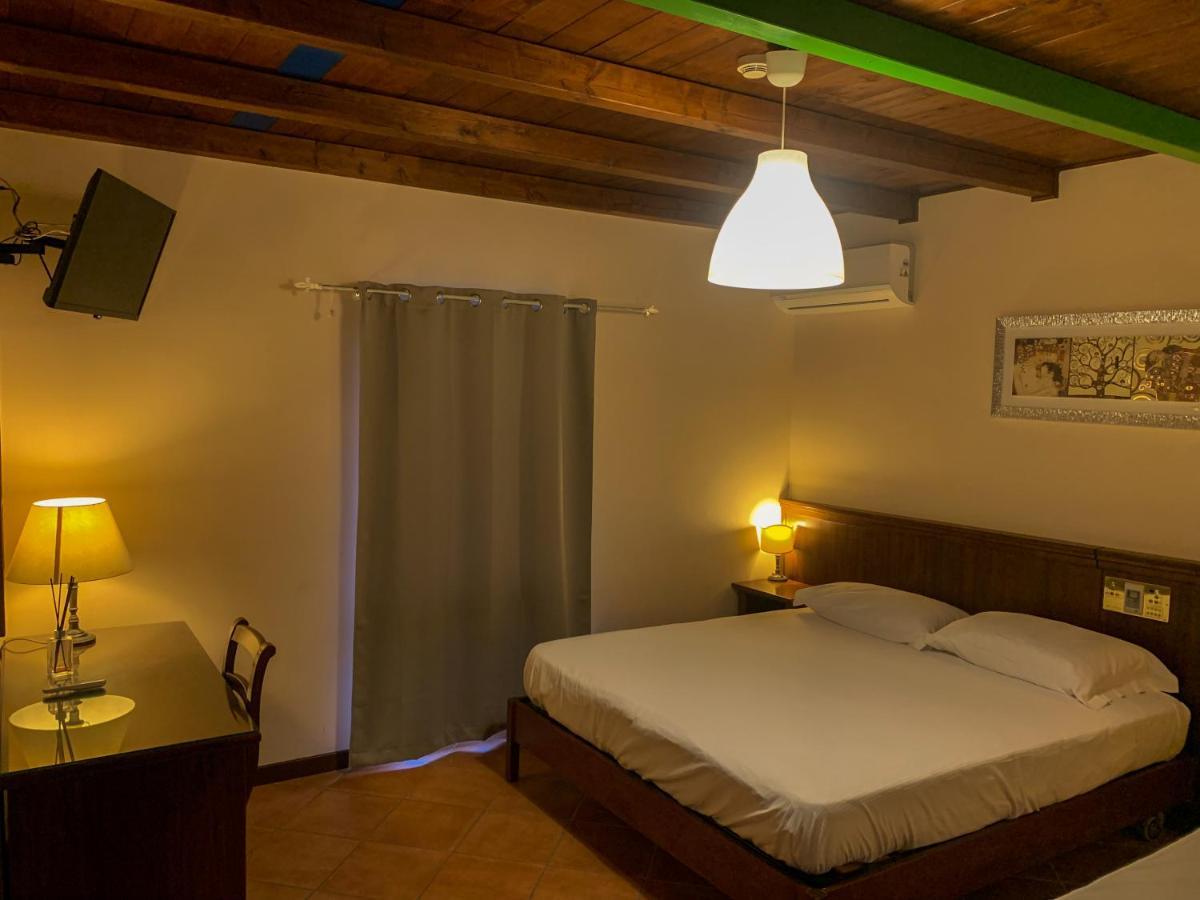 Hotel La Locanda Della Franciacorta Corte Franca Quarto foto